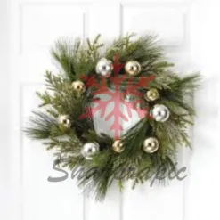 Sparkling Pine Wreath in Missouri